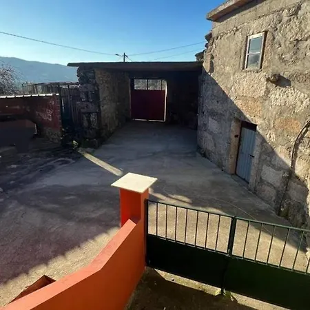 Casa Da Montanha En * Monção